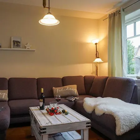 Holiday home Ferienhaus-min-drom *